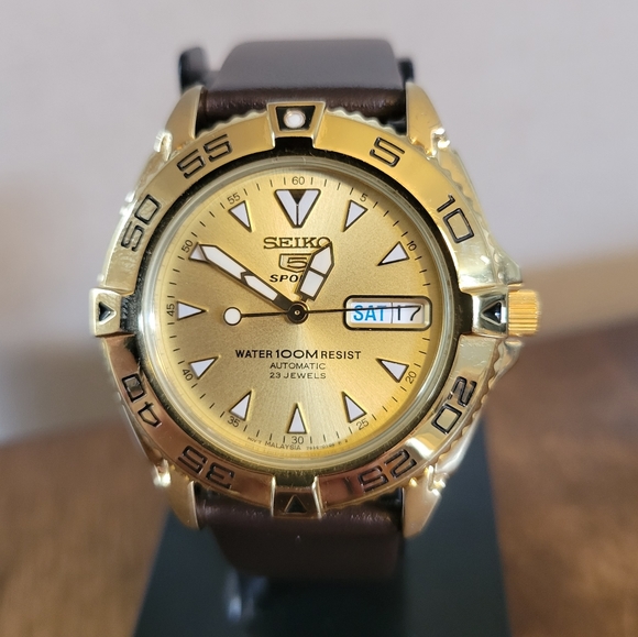 Seiko 5 Sport Automatic 23 Jewels Watch with Day/Date - 7S36-00Y0 - Picture 1 of 8